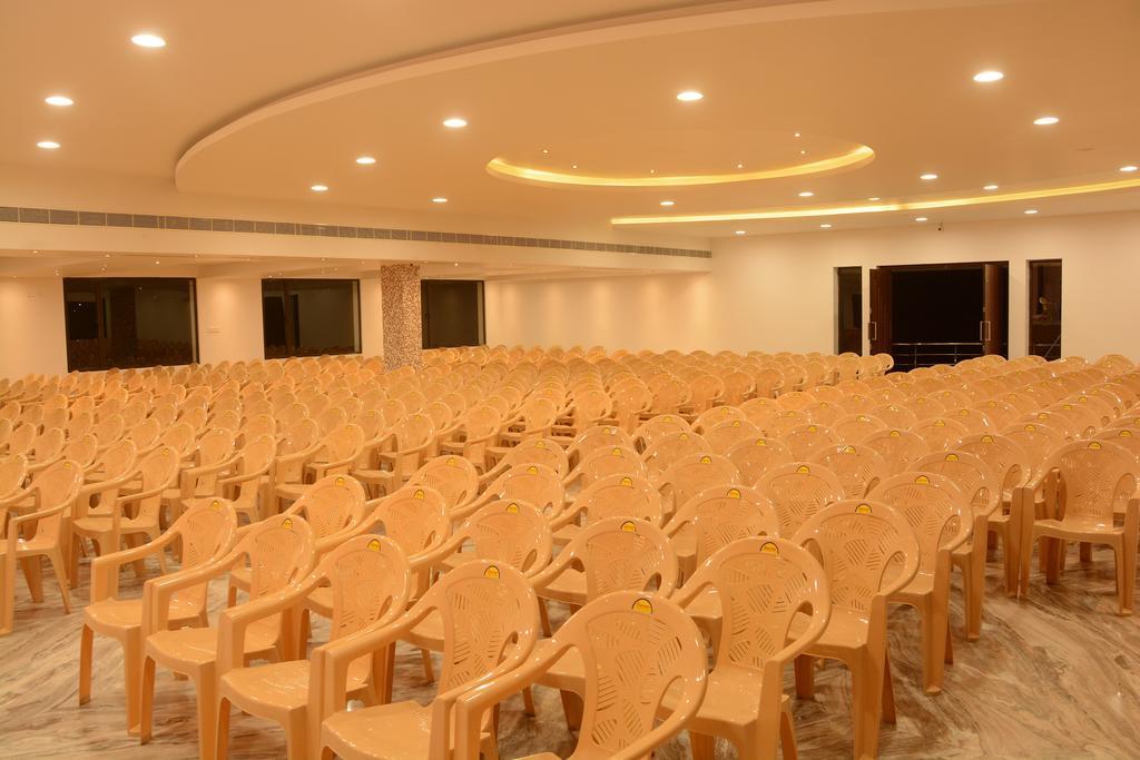 King Paradise Hotel Tiruchirappalli Kültér fotó