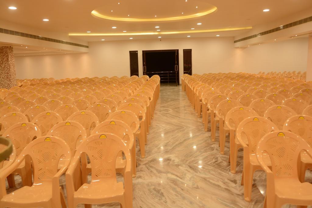 King Paradise Hotel Tiruchirappalli Kültér fotó