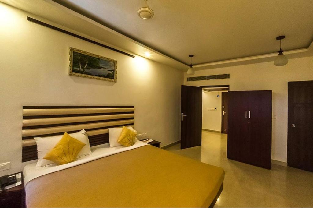 King Paradise Hotel Tiruchirappalli Kültér fotó
