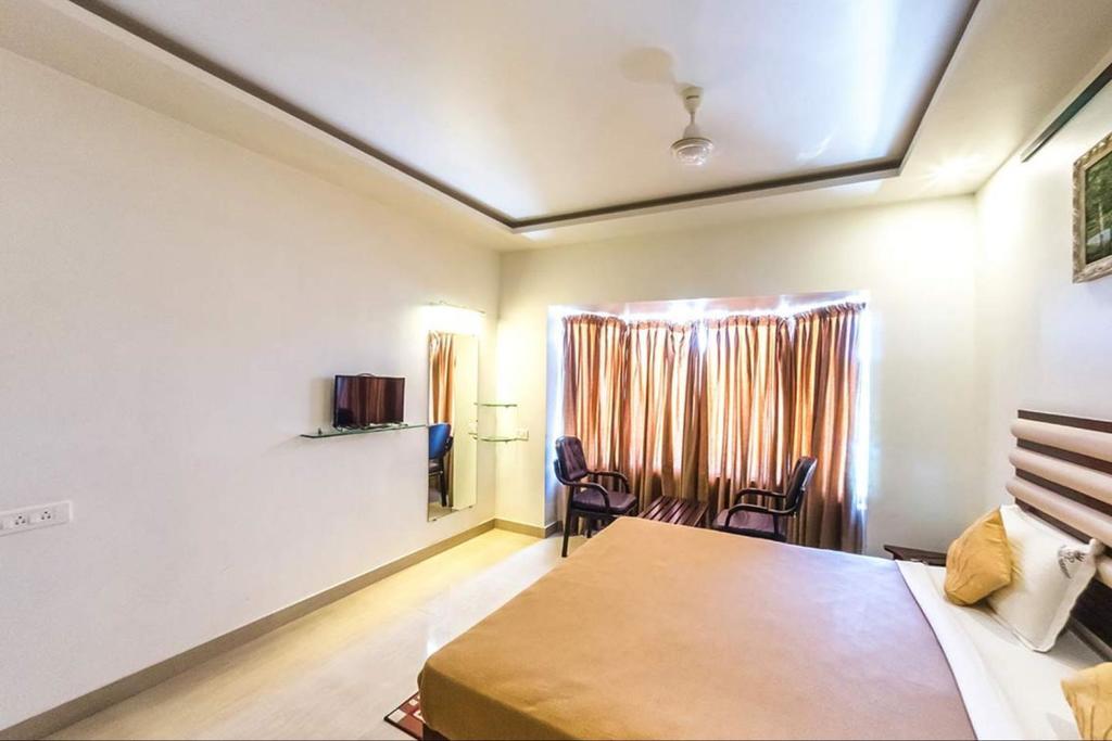 King Paradise Hotel Tiruchirappalli Kültér fotó