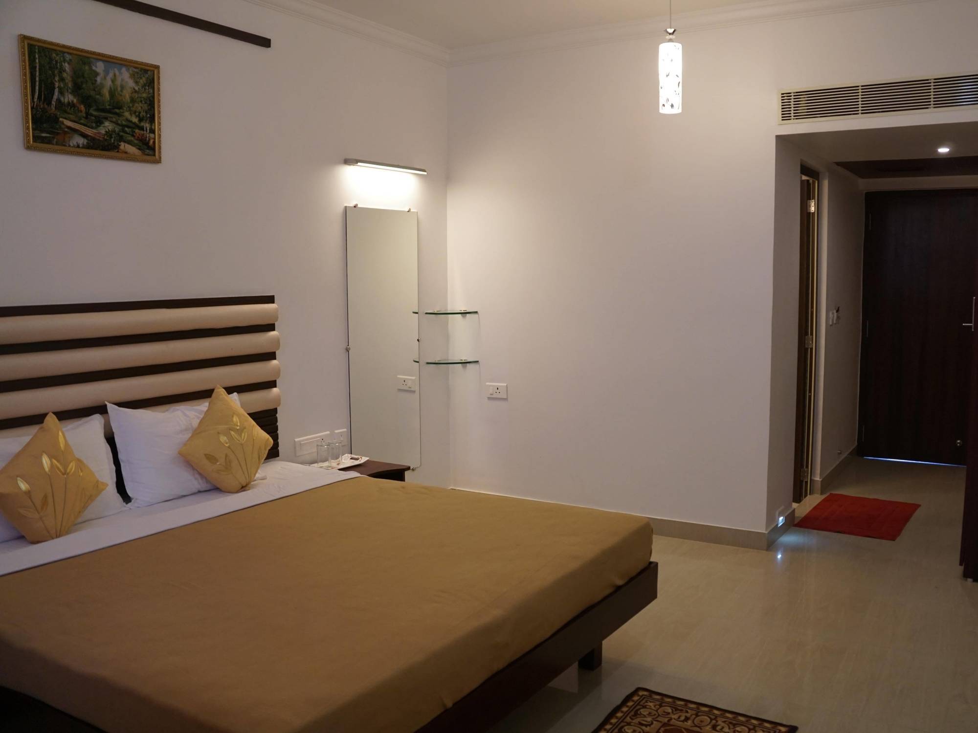 King Paradise Hotel Tiruchirappalli Kültér fotó