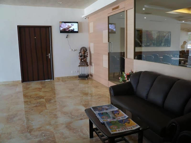 King Paradise Hotel Tiruchirappalli Kültér fotó